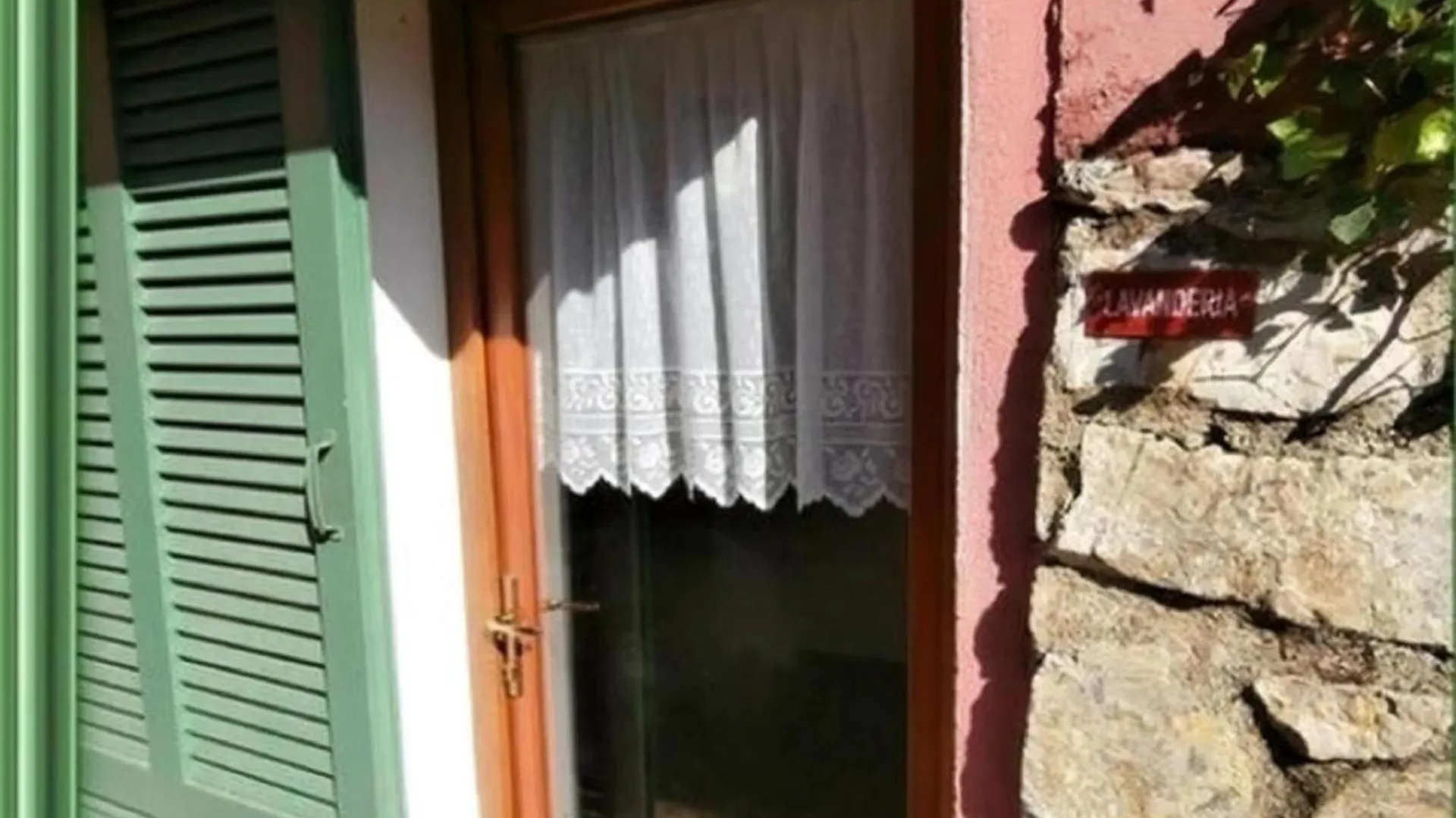 Wohnung In Capoliveri Mit Schoenem Garten